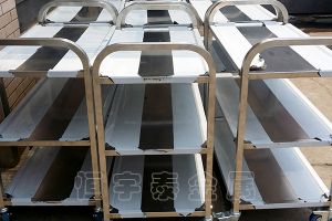 不銹鋼加工推車的價(jià)格-【恒宇泰】專注不銹鋼加工15年老廠，分享給您