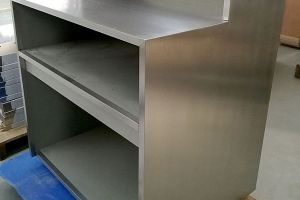 廣州鈑金加工廠-【恒宇泰】加工后應如何清理鈑金機箱機柜？