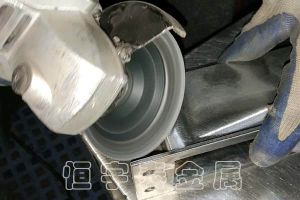 不銹鋼焊管的時(shí)候我們需要注意什么