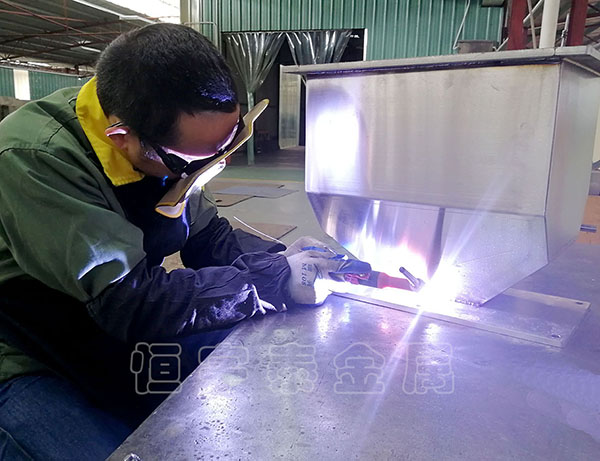 廣州高新技術鈑金加工企業