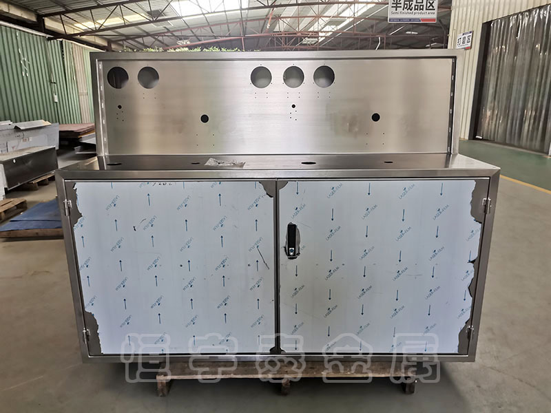 廣州機柜鈑金加工廠