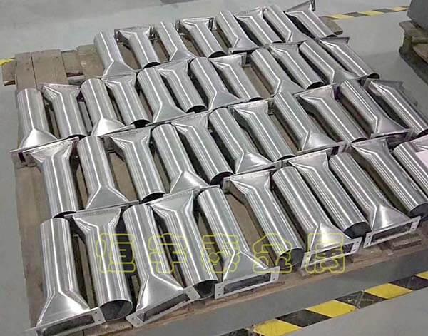 特殊性質的不銹鋼加工材料的鑒別方法